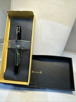 Pelican Writing Pen Germany Black Gold Trim - Green Marble in Box