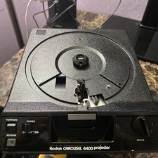 VTG IN BOX Kodak Carousel 4400 Slide Projector Carousel remote for parts only