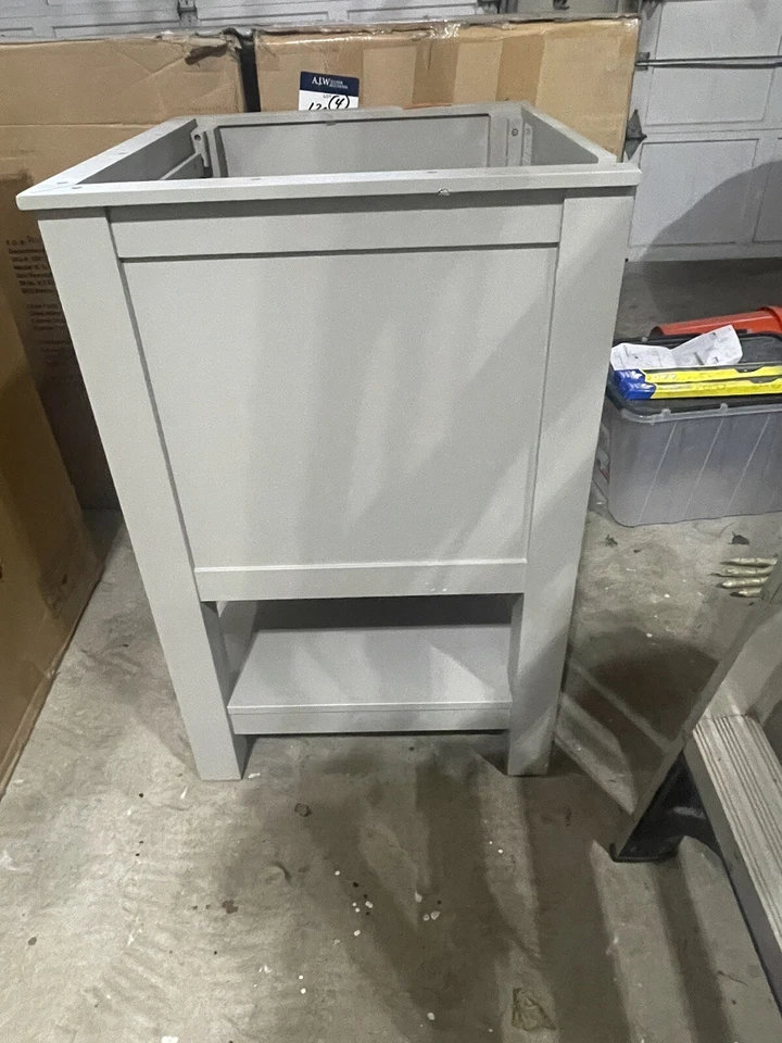 Tocador de baño Foremost Gazette de 24 pulgadas Foto 3 de 4