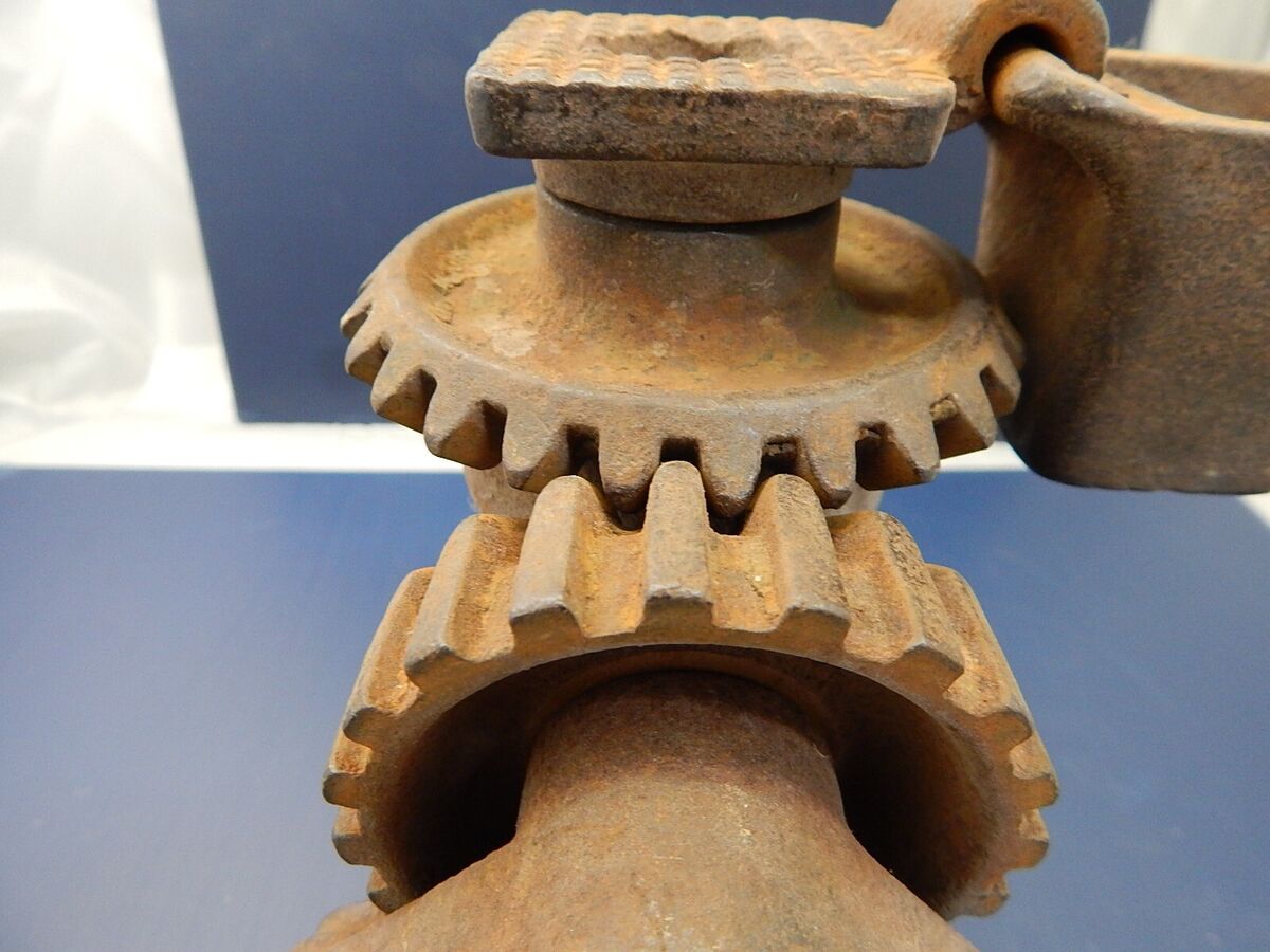 ANTIQUE SCREW JACK, NO.16, SJ660, FOR MODEL A, T,? | eBay ANTIQUE SCREW JACK, NO.16, SJ660, FOR MODEL A, T,? | eBay