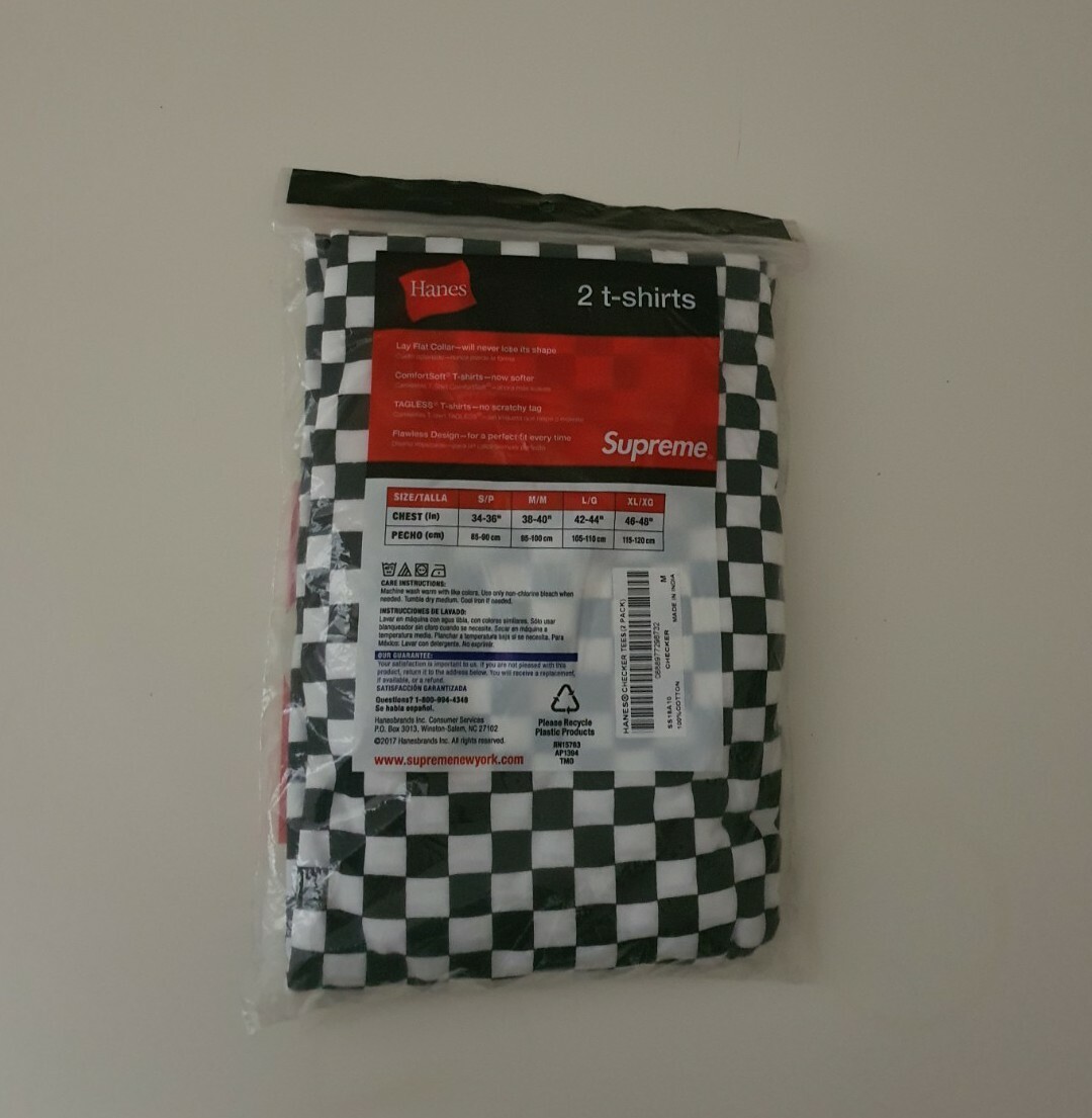 SS18 Supreme Hanes Checker Tagless Tees (2 pack) size M medium New Underwear thumbnail 3