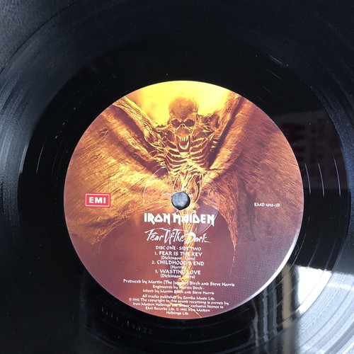 LP DOUBLE IRON MAIDEN FEAR OF THE DARK EMD 1032 UK 1ST PRESS 1992 NM/NM - TOP - Bild 14 von 20