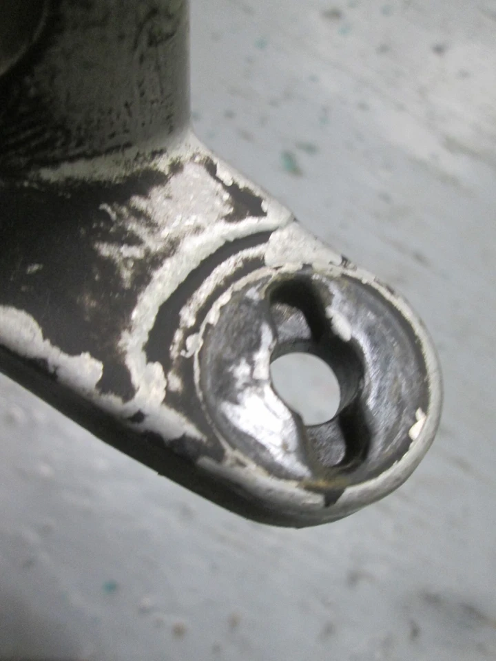 SUZUKI 1974 - 1976 TM75 MINI CROSS STEERING STEM HEAD UPPER TRIPLE 51311-26230 - Image 2 of 4