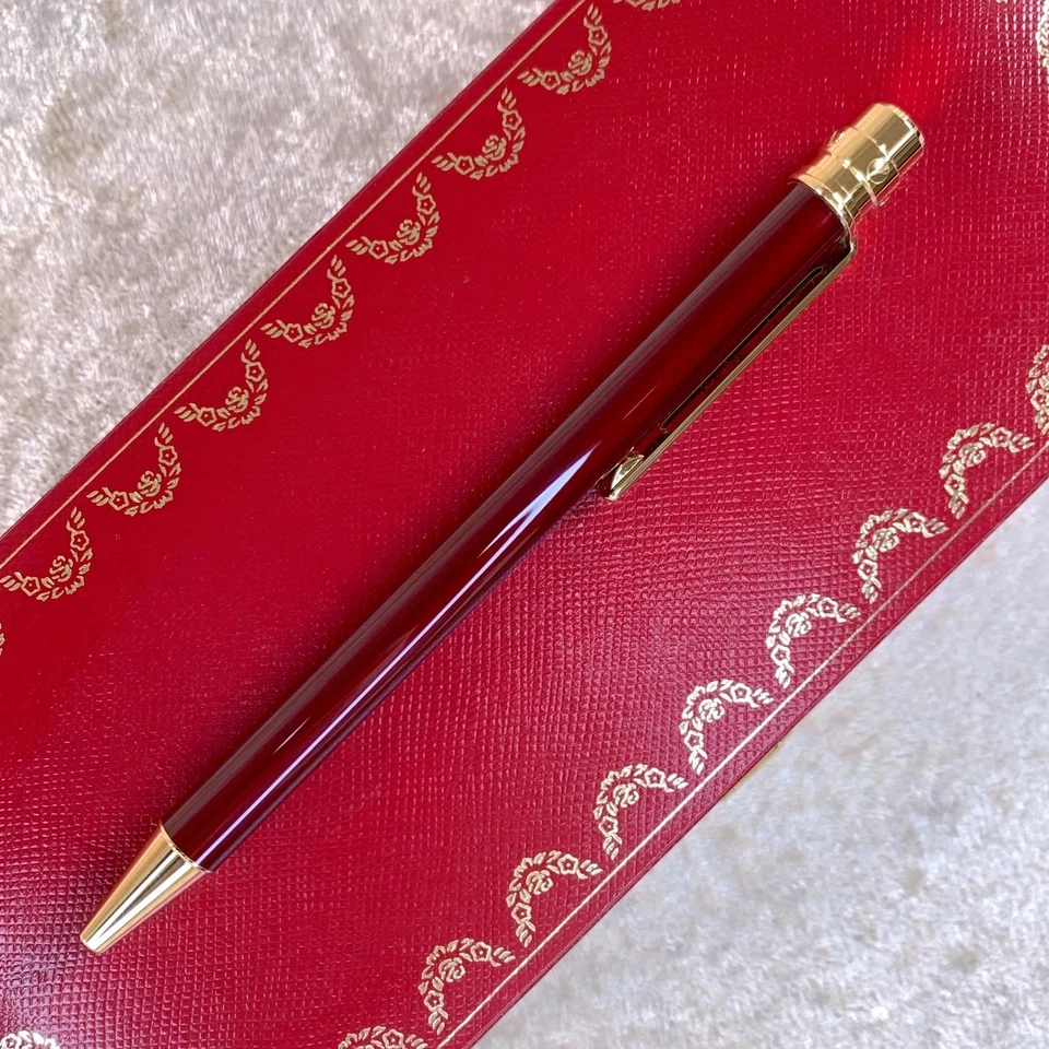 Santos DE CARTIER 波尔多漆面 18K 金色成品圆珠笔 — 第 4/4 张图片