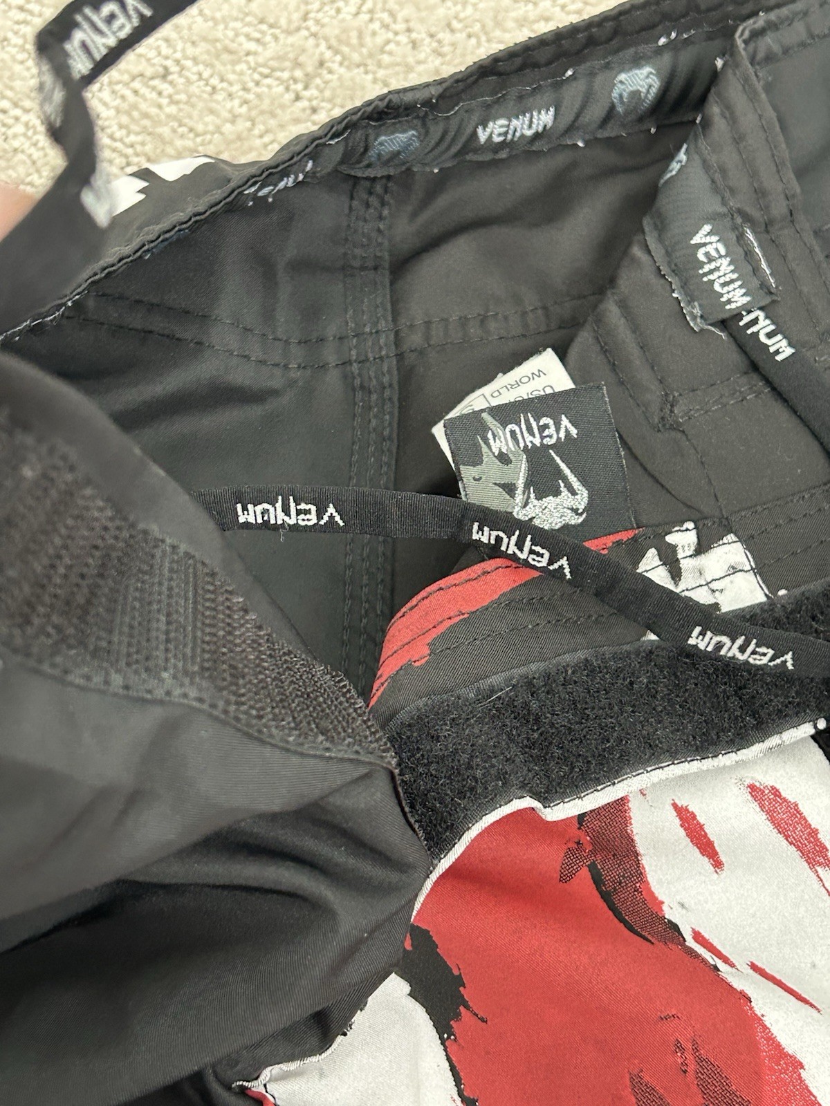 Venum MMA Shorts Men’s 31/32 USA Flag Series Performance Lightweight Shorts EUC