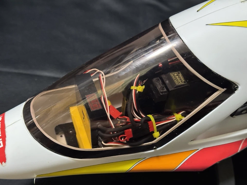 Vintage RC Helicopter Concept 30SR with Hover tuned by Kyosho Made in Japan - Image 4 of 4