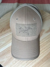 L/G ARCTERYX LEAF BAC Khaki Gen 1 2012 Embroidered Bird Flexfit Cap Hat
