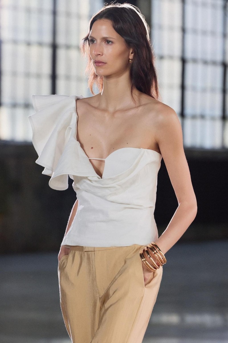 NWT ZARA COLLECTION VOLUMINOUS TOP SIZE M Oyster-white | 3038/495