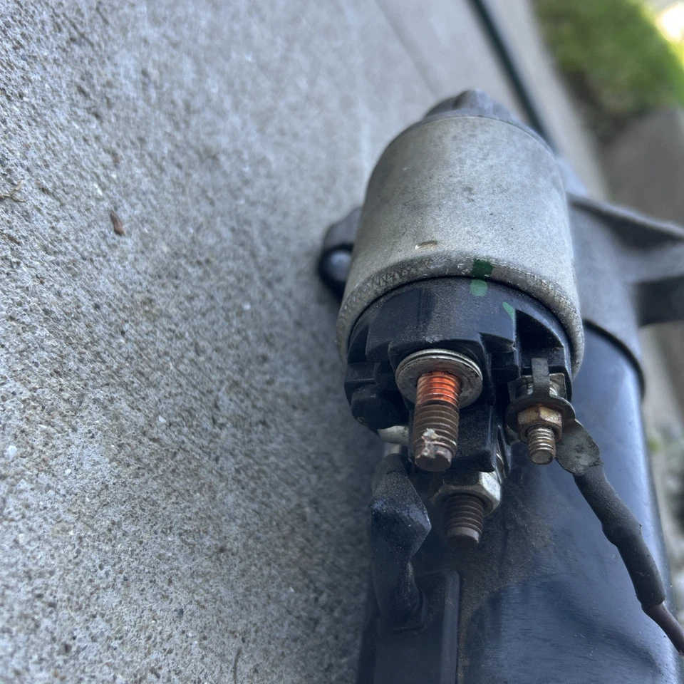 Motor de arranque 3,5 L AWD 2006 Hummer H3 Foto 2 de 4