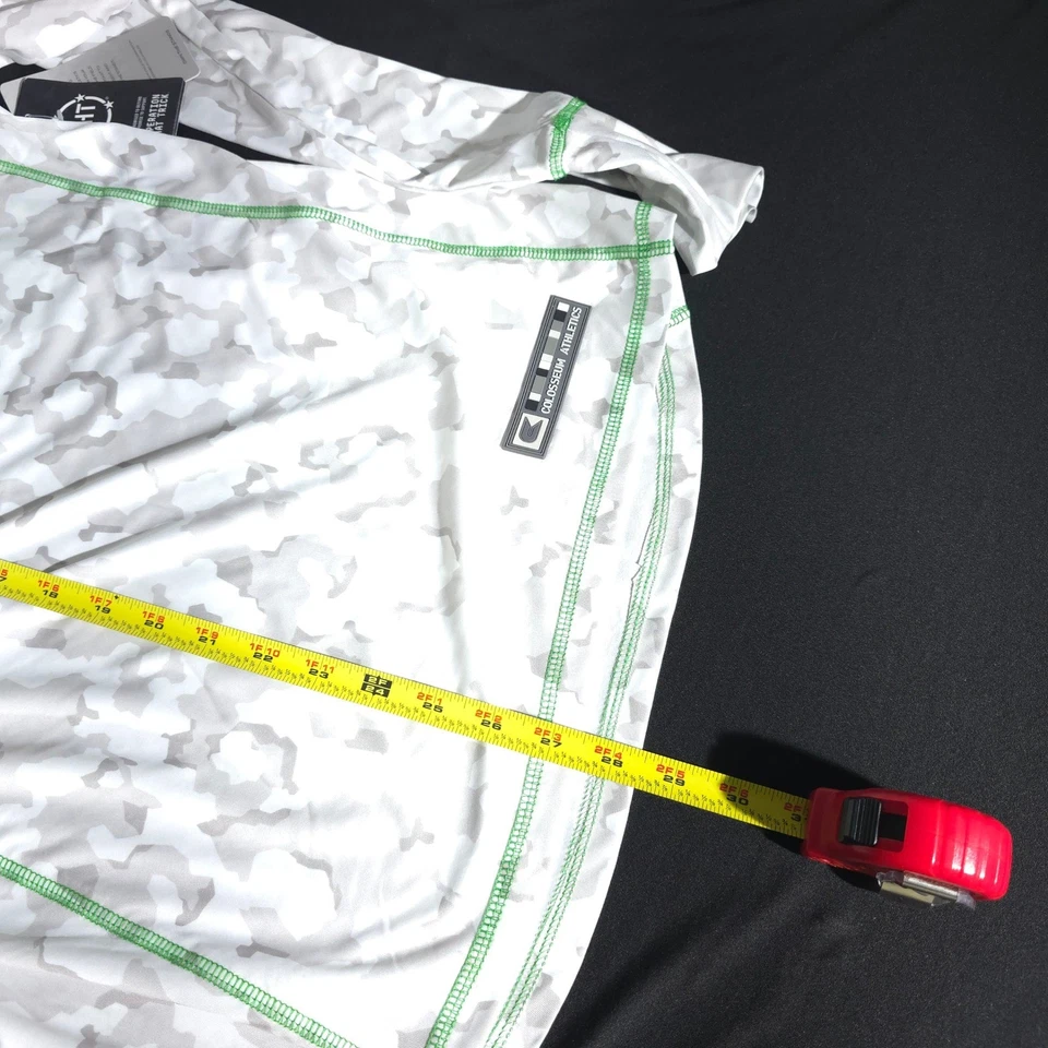 Pullover Oregon Ducks para mujer grande camuflado cuarto cremallera manga larga Top Coliseo Foto 3 de 4