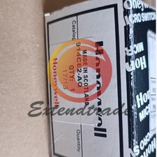 One New Honeywell Limit switch 914CE2-AQ