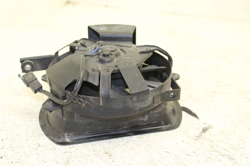 SUZUKI 05-09 / 11-19 BOULEVARD 01-04 INTRUDER VOLUSIA 800 OEM FAN RADIATOR A38D - Изображение 3 из 4