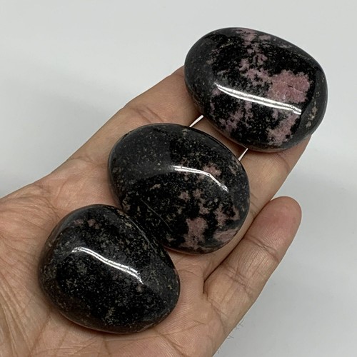 227.6g, 1.7" - 1.9",3pcs, Rhodonite Palm-Stone Polished Reiki Madagascar,B12137 - Picture 2 of 10