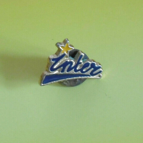 Pin's Inter Milan En Plastique - Années 70 - Occasion