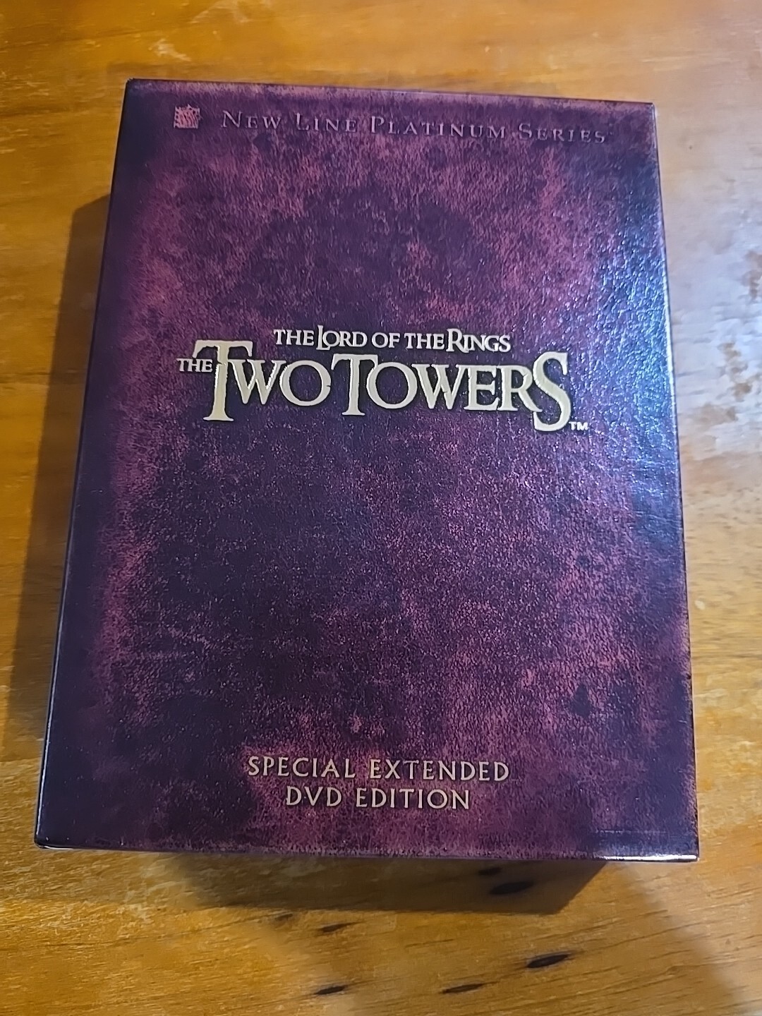 The Lord of the Rings: The Two Towers (DVD, 2003, 4-Disc Set, Platinum Series...