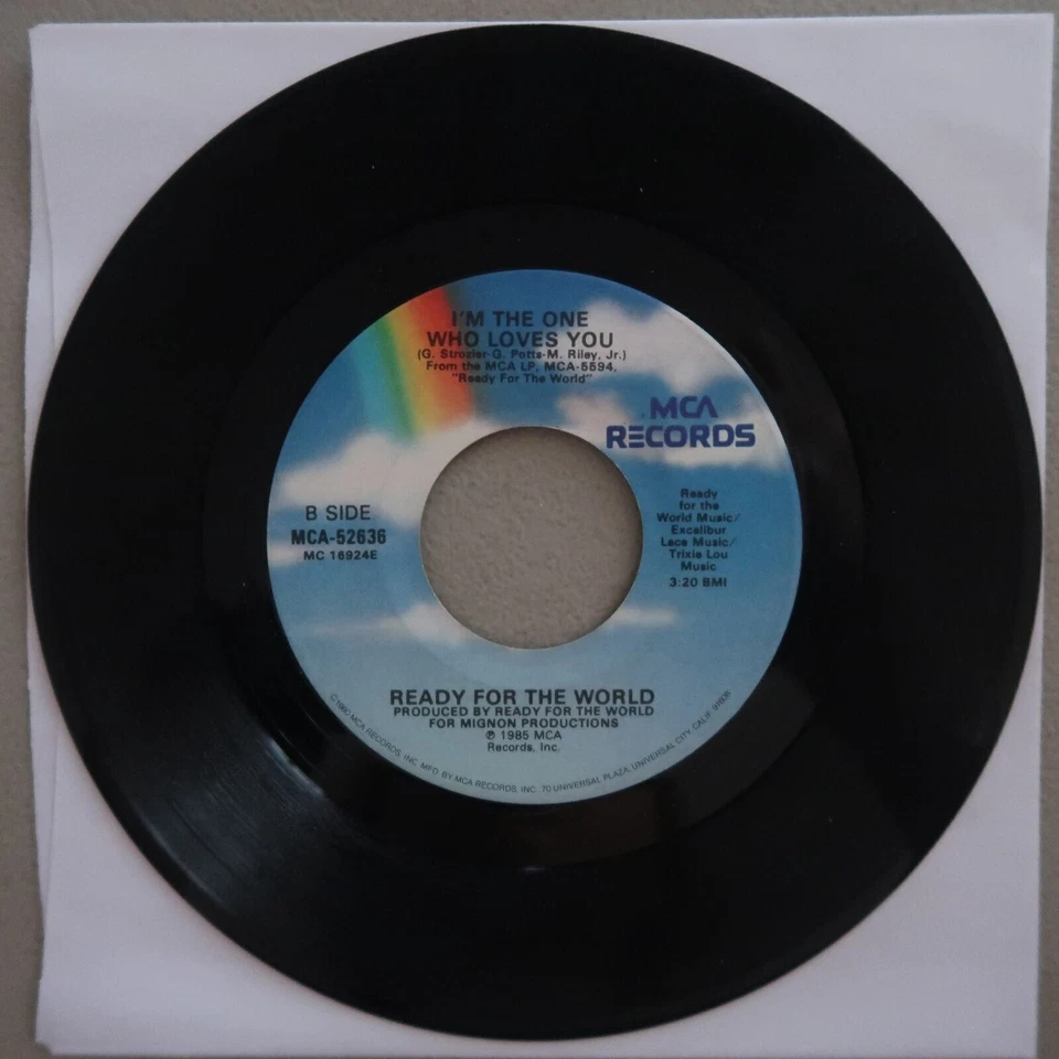 READY FOR THE WORLD OH SHEILA/I'M THE ONE WHO LOVES YOU MCA VINYL 45 VG 25-51 Foto 2 de 2