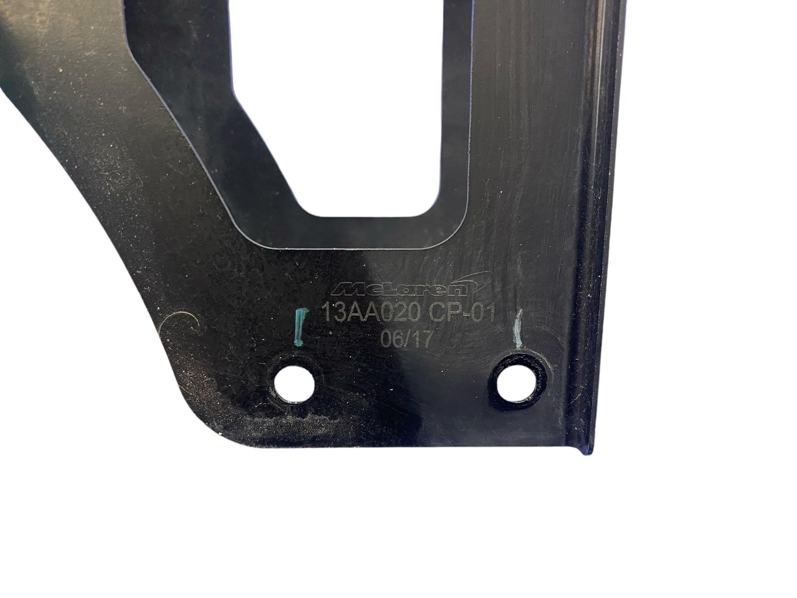 2016-2021 MCLAREN 570S REAR LEFT SUPPORT BRACKET 13AA020CP OEM