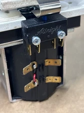 Albright SW800A-39M 800A DC Contactor 30/60V INT High Current Power Contactor thumbnail 6