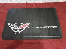 New Fender Gripper Protective Black Cover Mat Chevrolet C5 Corvette Flag Logo