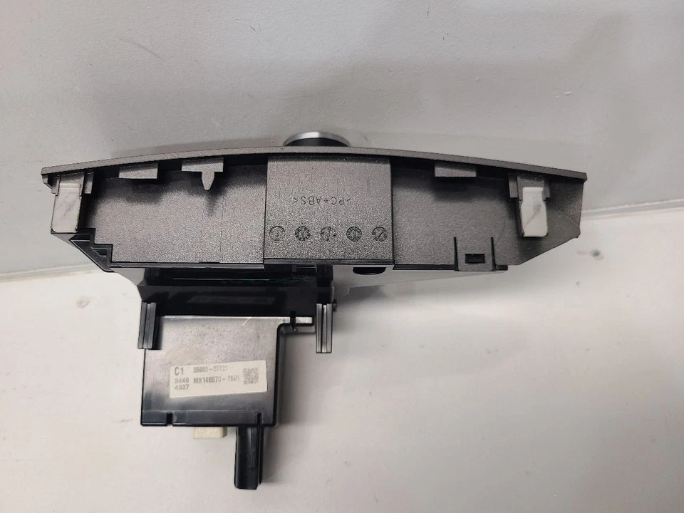 2009-12 Toyota Venza контроль температуры - автоматический температуры с камерой заднего вида  - Изображение 2 из 4