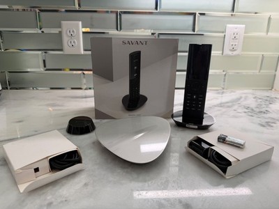 New Savant Remote Control & Host with Base Blaster Adapters Batteries Kit 01