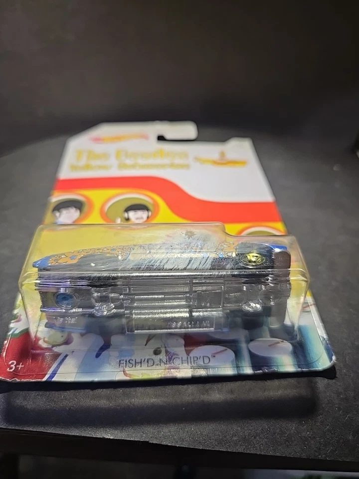 Nuevo - Coche submarino amarillo Hot Wheels The Beatles FISH’D. N CHIP’D 3/6 Foto 4 de 4