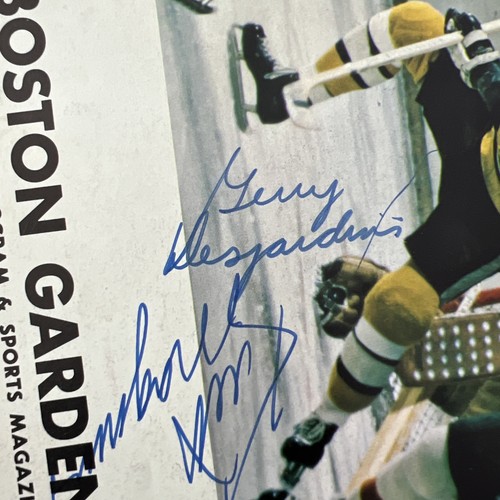 RARE Boston Bruins Hockey Program W/ Several JSA Authentic Autographs - Picture 4 of 11