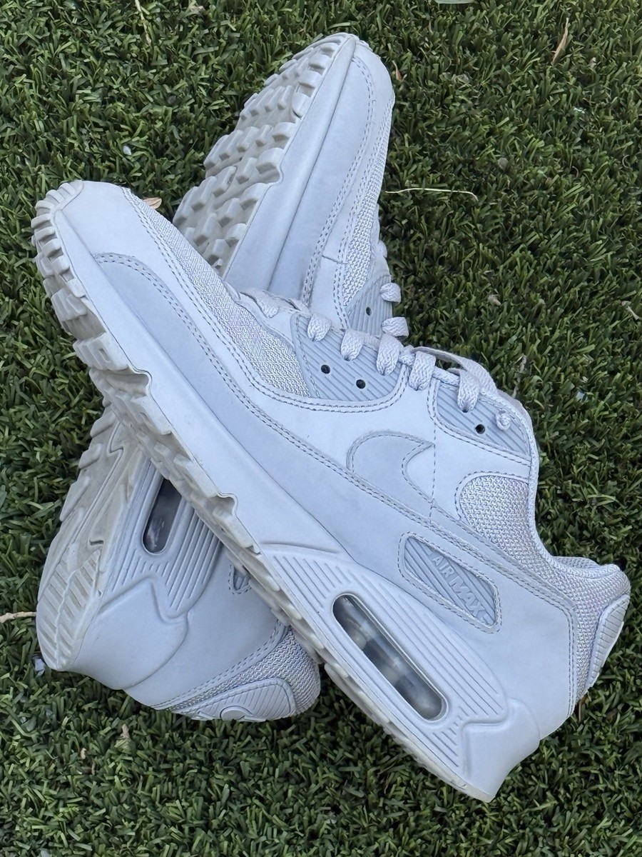 Nike Air Max 90 Triple Grey Wolf Grey Men’s Low Top Lace-Up Sneakers CN8490-001 — product photo 2 of 9
