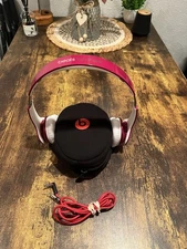 Beats by Dr. Dre Solo HD Pink Fuchsia Wired Headphones With Case Tested EUC!