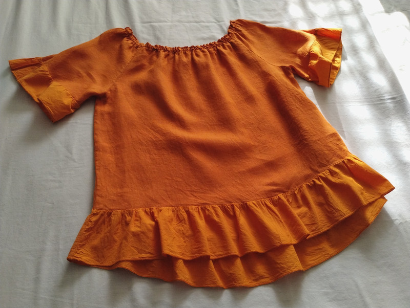 TERZO MILLENNIO Orange Short Sleeve RUFFLE Hem 100% LINEN Top Sz SMALL