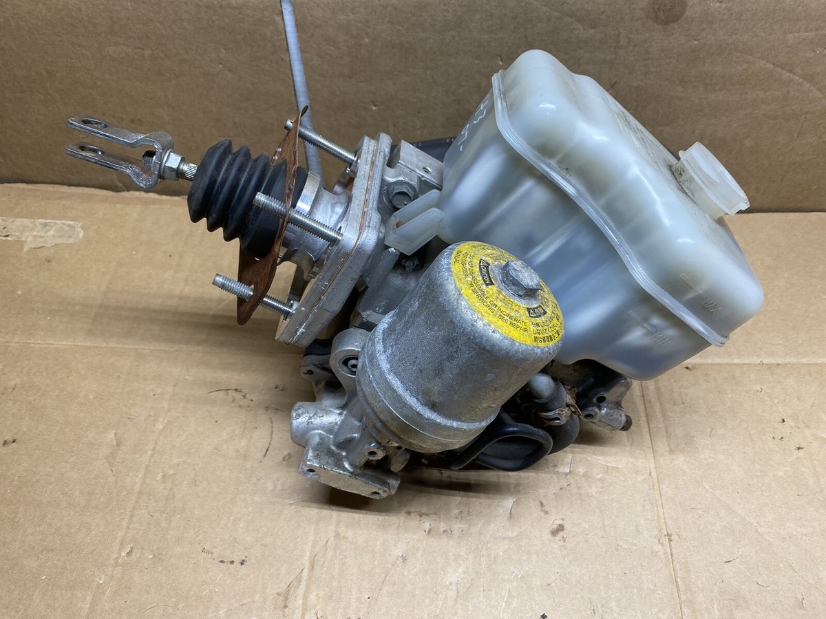 2006-2010 Hummer H3 OEM Anti-Lock Brake Pump Booster Master