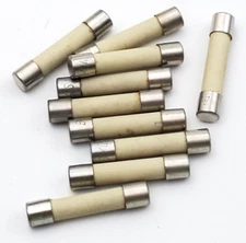 Lot of 10 Bussmann MDA1/4 250 Volt 1/4 Amp Ceramic Fuses 1/4" x 1-1/4" Slow Blow