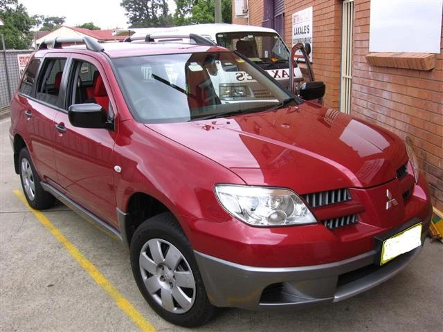 ALFOMBRILLA DE TABLERO NEGRA, TAPETE DE TABLERO, CUBIERTA DE SALPICADERO APTA PARA MITSUBISHI OUTLANDER 2004-2006, Foto 4 de 4