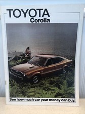 Toyota Corolla 1975 Catalog Original Car Sales Brochure SR5 Sedan Wagon VTG