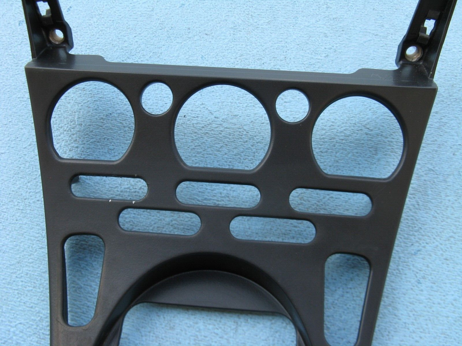 02 MASERATI M138 COUPE GT 4.2 V8 CENTER CONSOLE DASH TRIM MOLDING BEZEL COVER