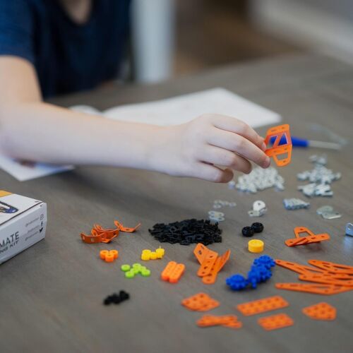Erector Set for Boys & Girls Metal Model Kits for Adults Teens and Advanced K... - Picture 4 of 10