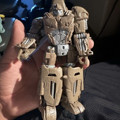 Hasbro Transformers Rise of the Beasts Voyager Class Rhinox