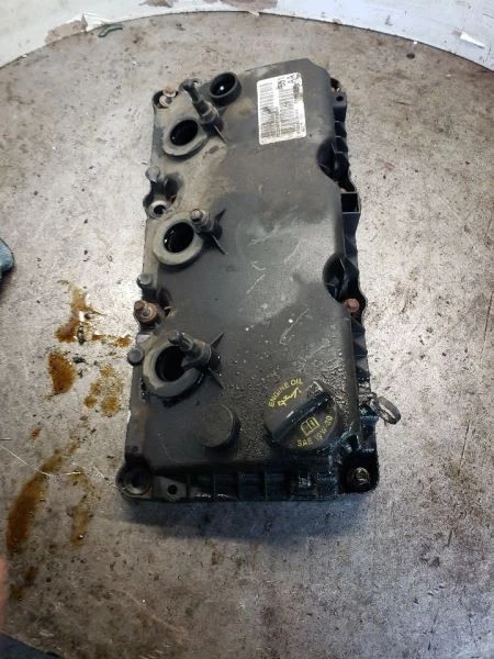 Cubierta de válvula Journey 2010 1097290 Foto 2 de 4