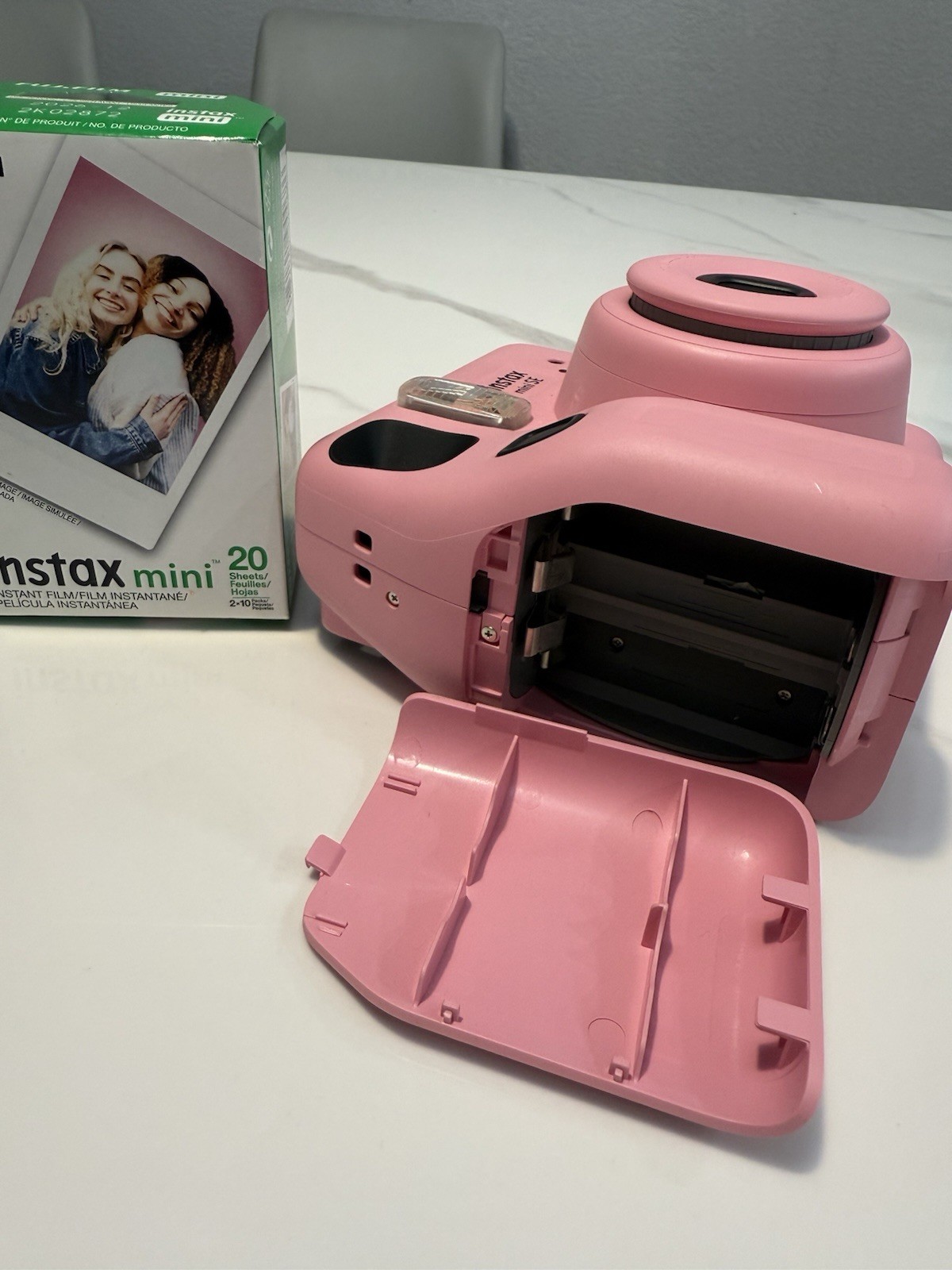 Fujifilm Instax Mini SE Instant Camera In Pink Blister With Instant Film *read*