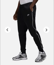 Nike Tech Fleece Joggers Black/Reflective Size Small FZ0762-010  Brand New