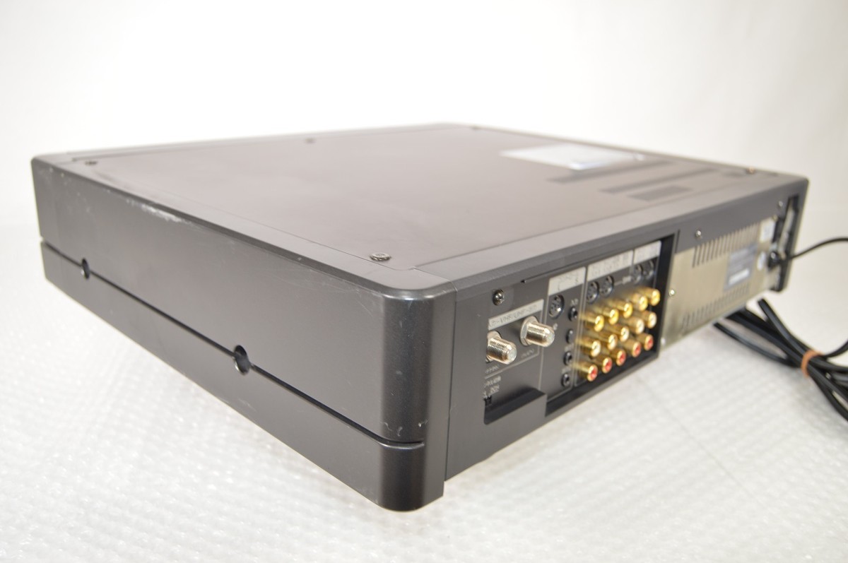 Sony SL-2100 Hi Band Betamax Video Deck Cassette Recorder 100V