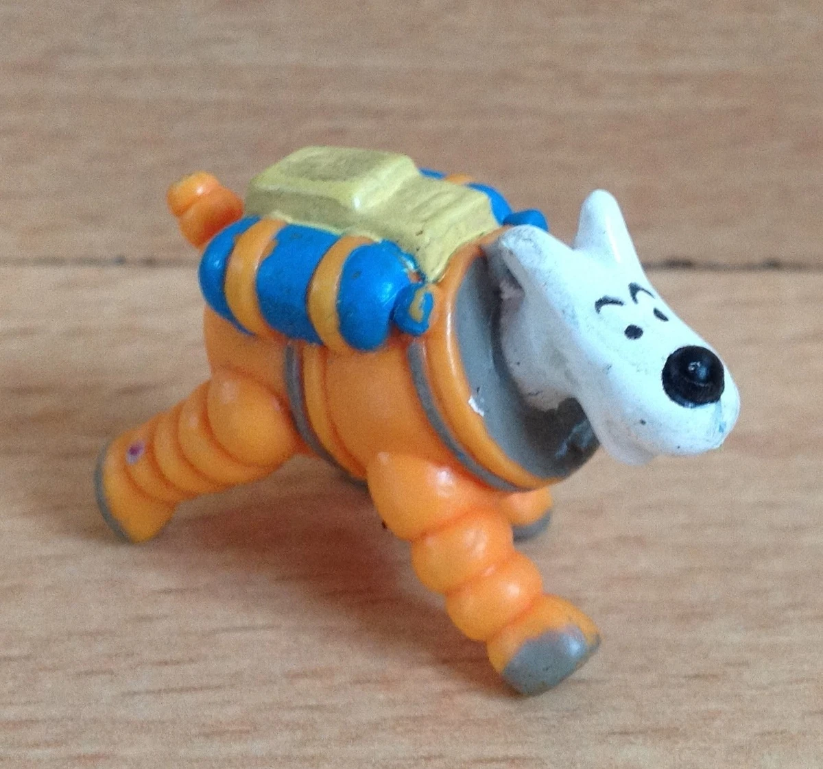 FIGURINE PVC TINTIN KUIFJE HERGE LU COSMONAUTE TENUE NASA SUR LA LUNE MILOU DOG