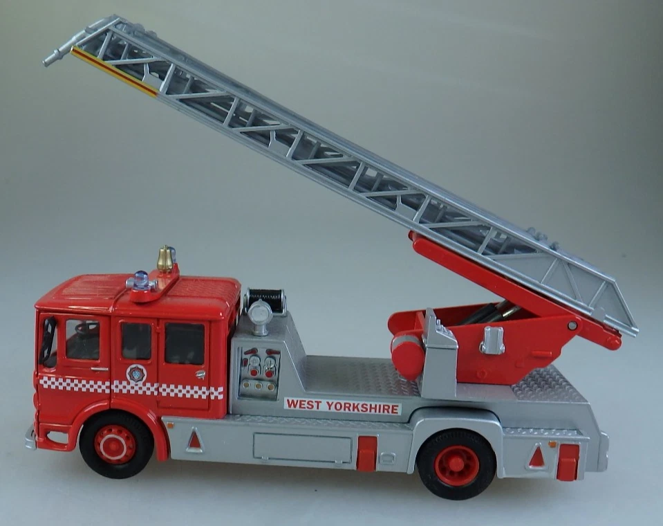 Corgi Toy 22001 Feuerwehr - AEC Turntable Ladder 1997 - UNBESPIELT (111356) - Bild 2 von 4