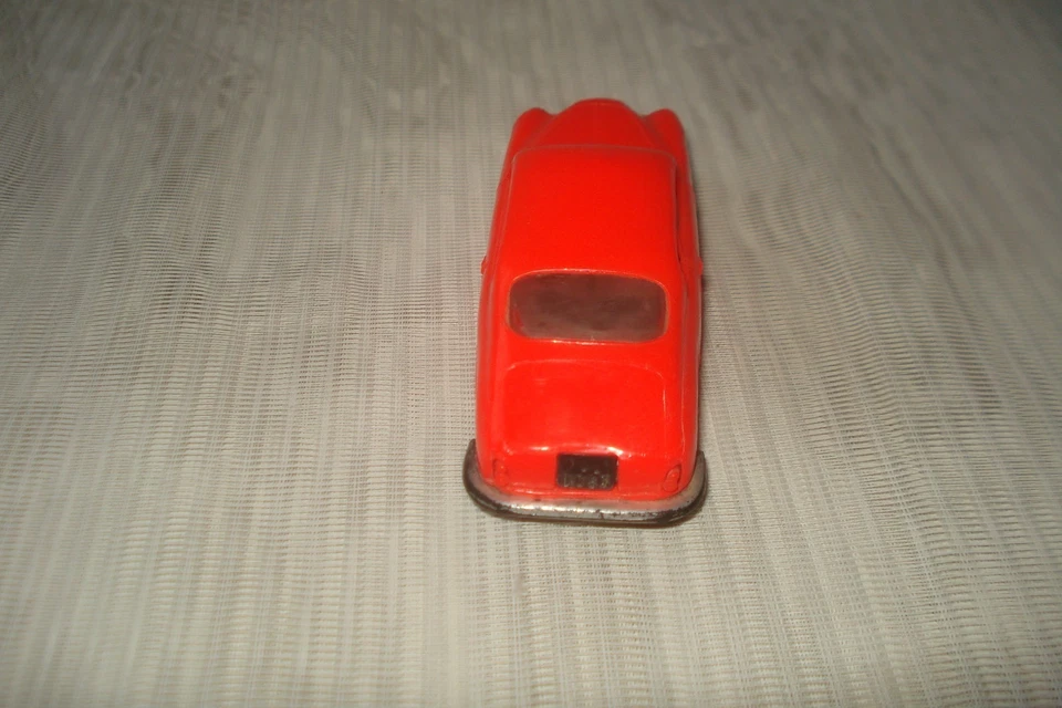 NOREV n°22 : Lancia Aurelia GT orange (corail) - 1/43 - sans boîte - Photo 4/4