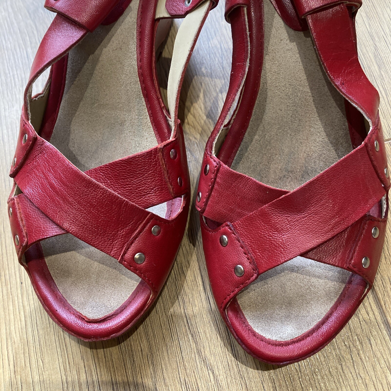 Clarks Soft Leather Red Vintage Style Studded Sandals - Size 3 UK, Barely Worn 7