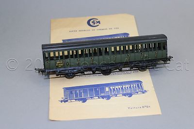Voiture Voyageur SMCF échelle HO - Y409 - Ancienne B8t 2e Classe 172 Mm