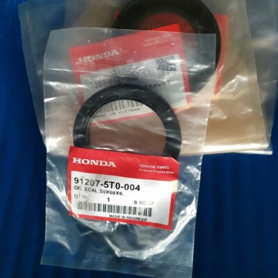 Genuine Honda Jazz Fit City HR-V Converter Oil Seal 91207-5T0-004 Indonesia OEM