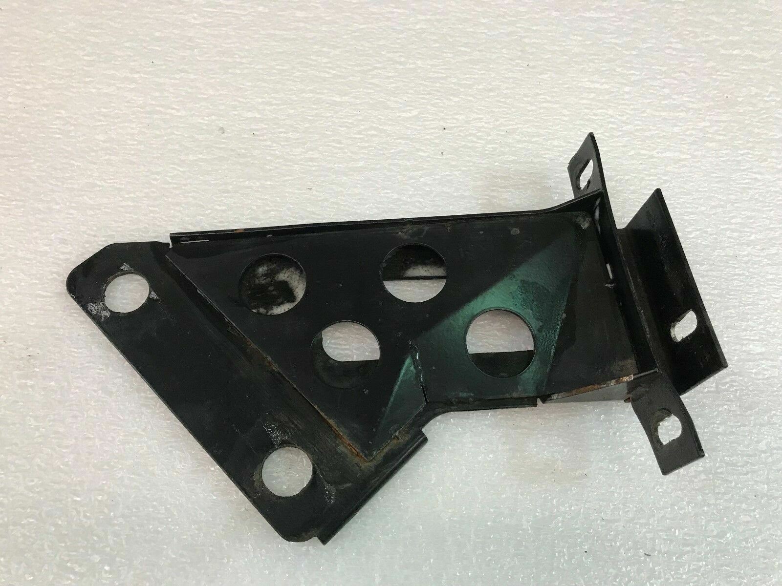 LAMBORGHINI MURCIELAGO LP640 LP670 OIL RADIATOR MOUNTING BRACKET OEM 410117095A