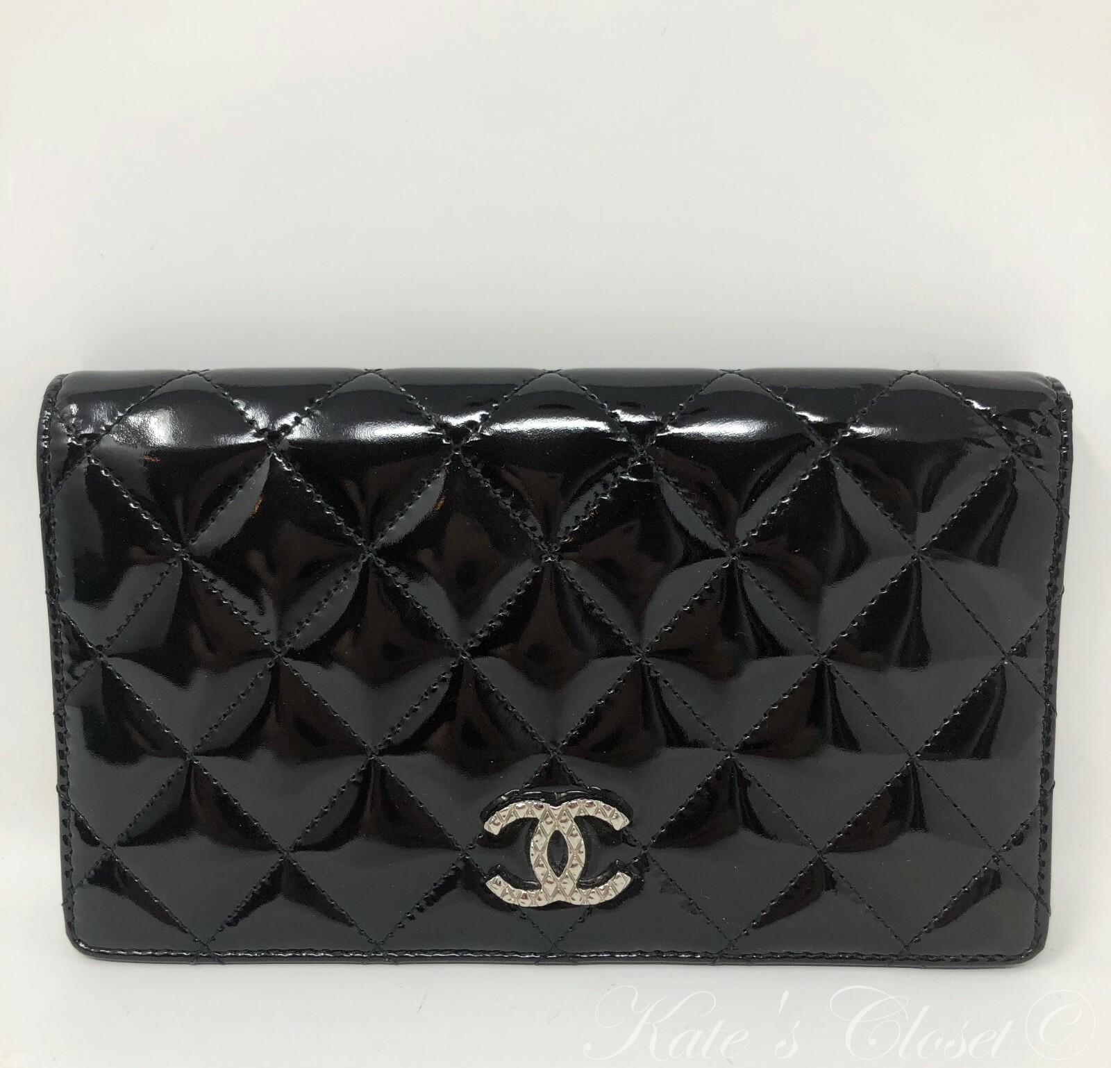 CHANEL Patent Leather Wallet Gem