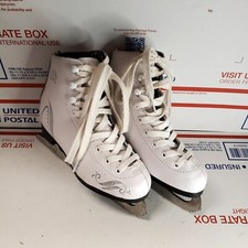 Lake Placid Cascade Figure Skating Ice Skates White Size J13 Worn Once.